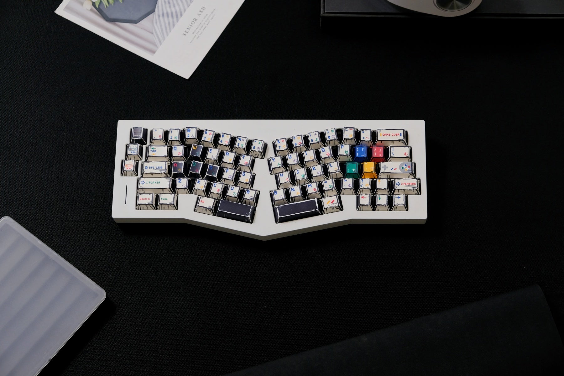 AiFei Comic SFC White PBT Cherry Keycaps - AiFeiKeycap