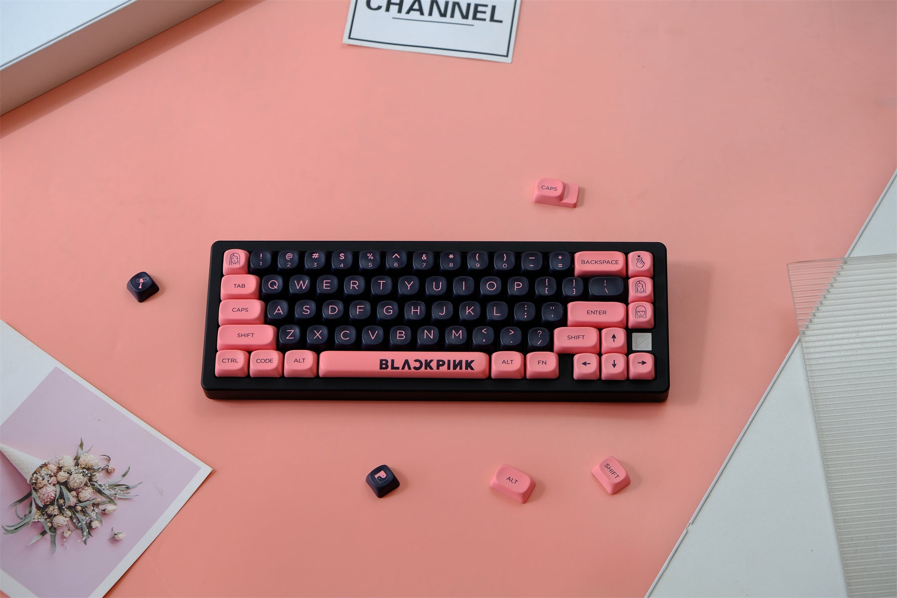 AiFei Black & Pink Keycaps - AiFeiKeycap