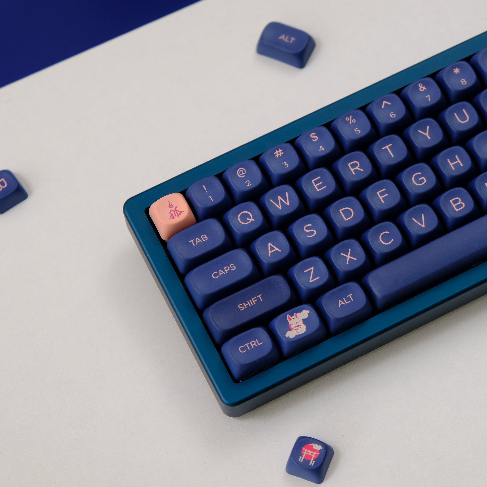 On Fox PBT Cherry Profile Keycaps - AiFeiKeycap