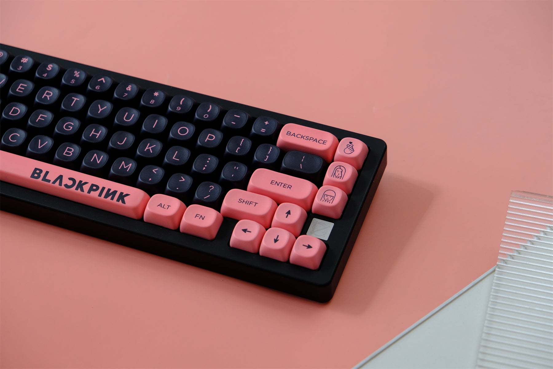 AiFei Black & Pink Keycaps - AiFeiKeycap