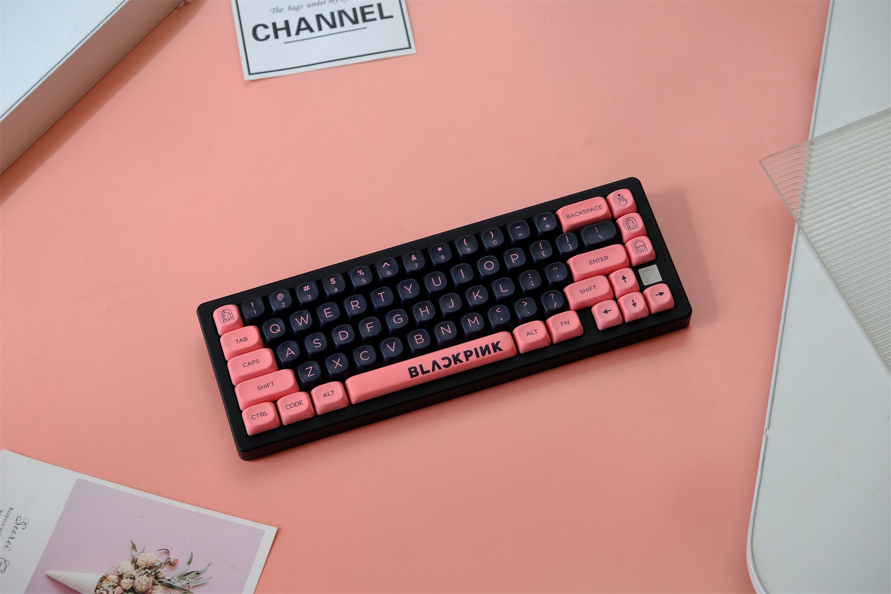 AiFei Black & Pink Keycaps - AiFeiKeycap